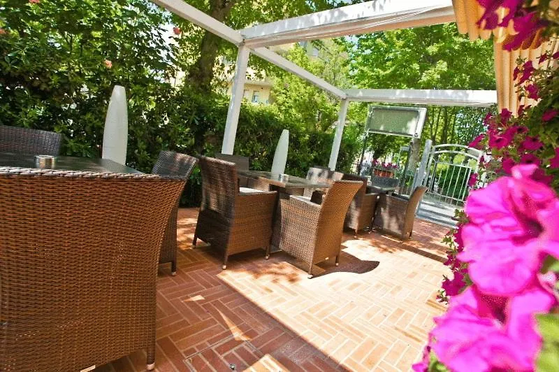 Hotel Vallechiara Cesenatico